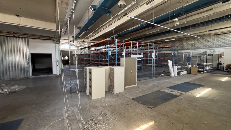 To Let commercial Property for Rent in Maitland Western Cape